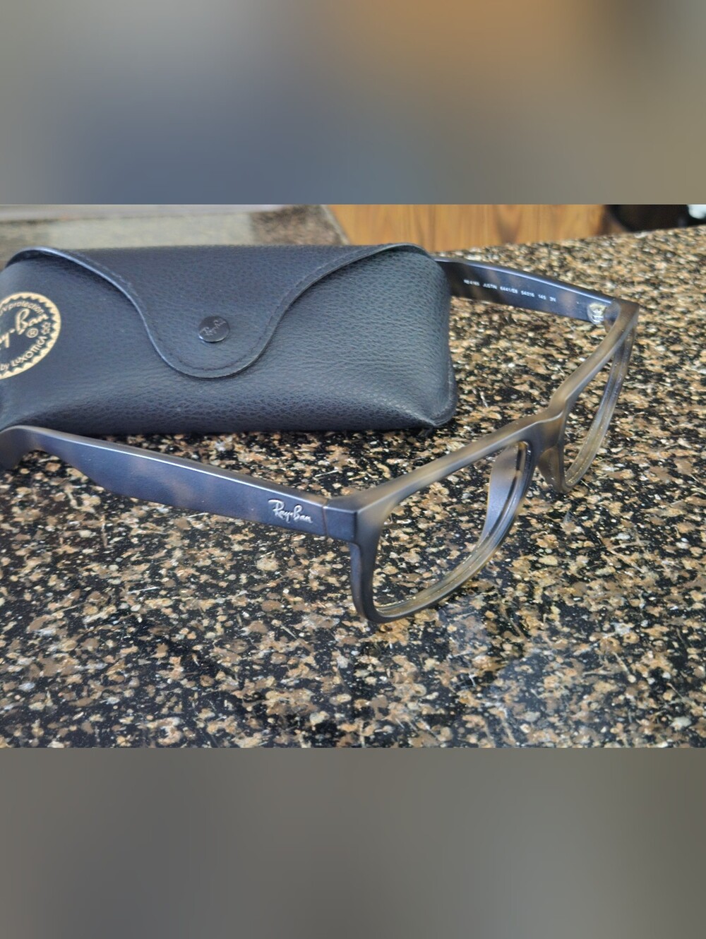 Ray-Ban Justin RB4165 Sunglasses Fame 54-16 145